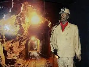 Portrait des Kohlestollens im Retro-Hotel Lünen