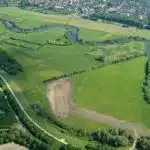 Retro-Art Hotel Lünen angenehm anders Bild von den Lippe-Auen in Lünen mit dem zum Jogging wunderbar zu laufenden Lippedamm
